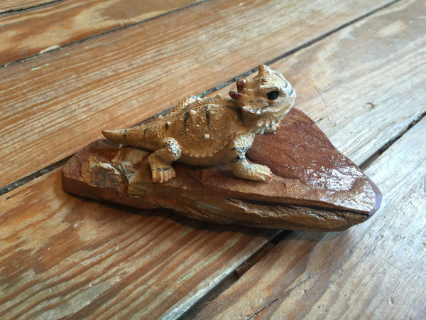 Custom Horny Toad Painted Hand-carved Bass Wood Top Water Prop